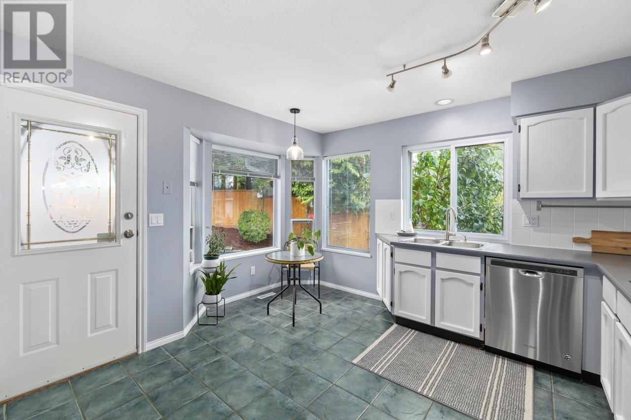 629 Bentley Road, Port Moody, British Columbia  V3H 3A4 - Photo 11 - R2976660
