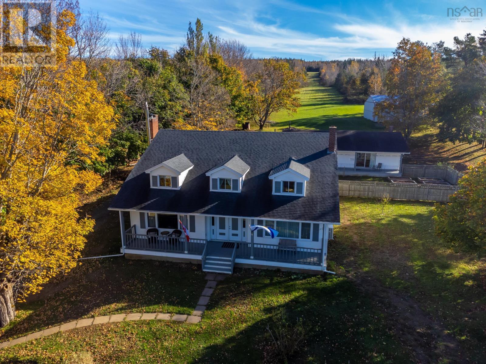 428 Highway 1, Deep Brook, Nova Scotia  B0S 1J0 - Photo 2 - 202505873