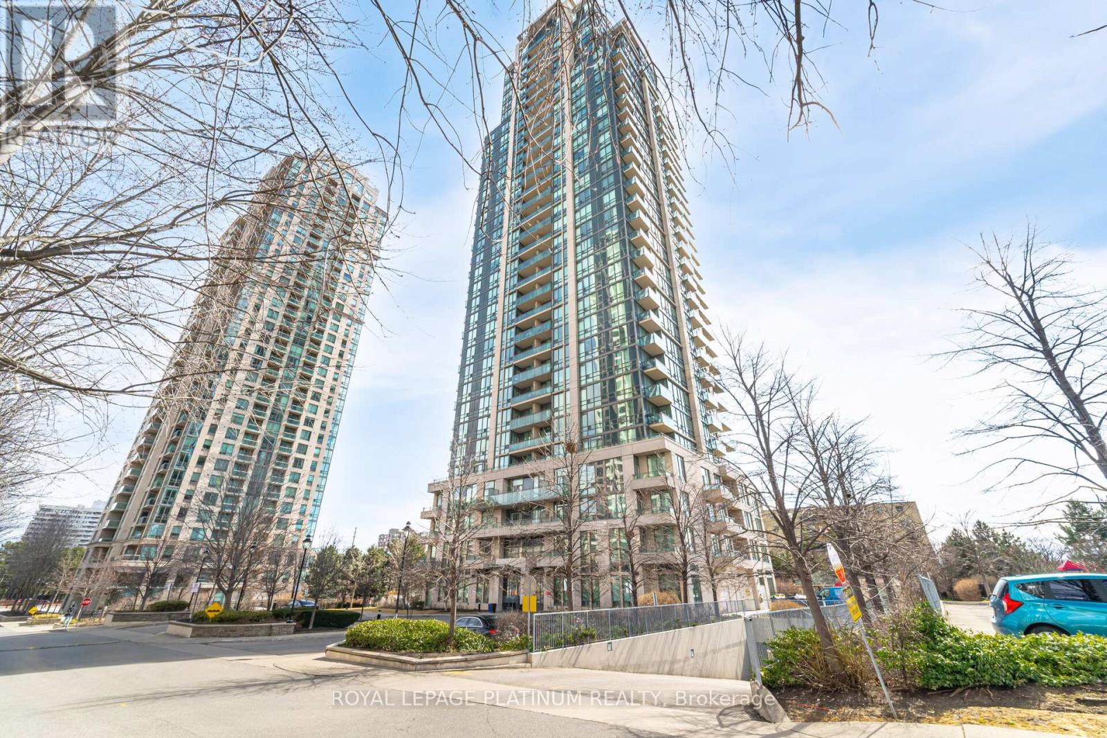 510 - 3515 Kariya Drive, Mississauga, Ontario  L5B 0C1 - Photo 1 - W12042825