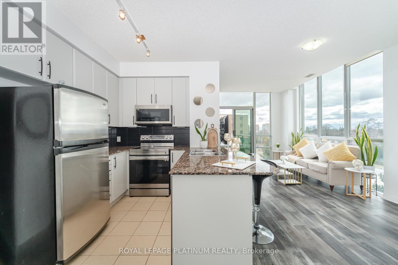 510 - 3515 Kariya Drive, Mississauga, Ontario  L5B 0C1 - Photo 9 - W12042825