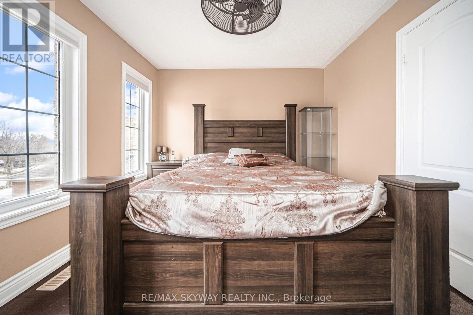 22 Callaghan Crescent, Halton Hills, Ontario  L7G 6A5 - Photo 33 - W12042848