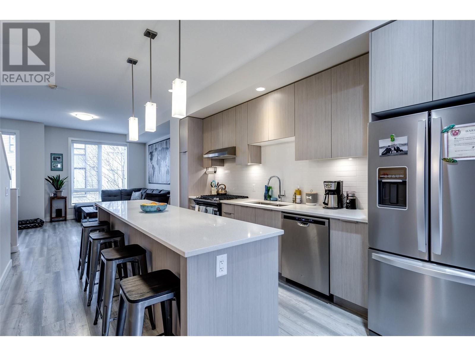 Property at 170 Celano Crescent Unit# 19 image 1