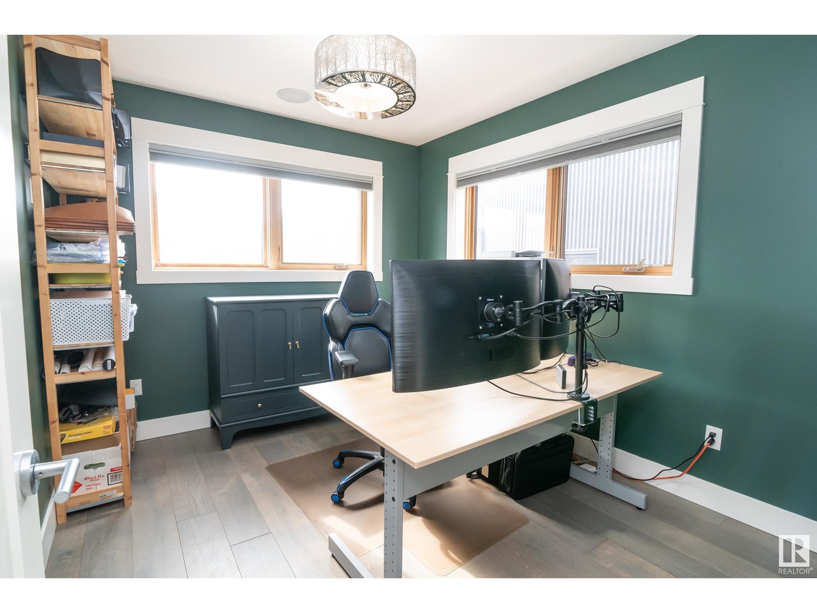 Property at 9629 84 AV NW image 3