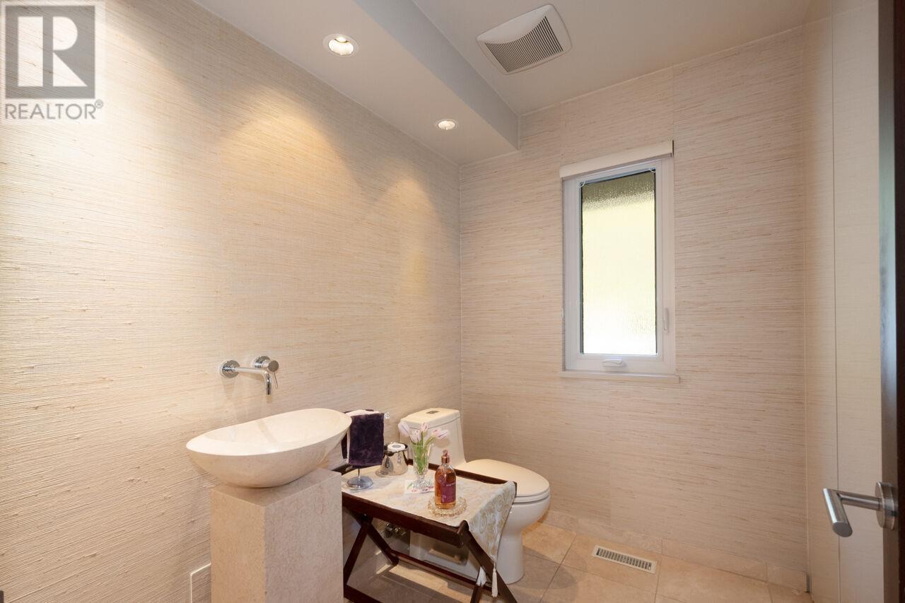 6955 Odlum Court, West Vancouver, British Columbia  V7W 3B6 - Photo 13 - R2972449