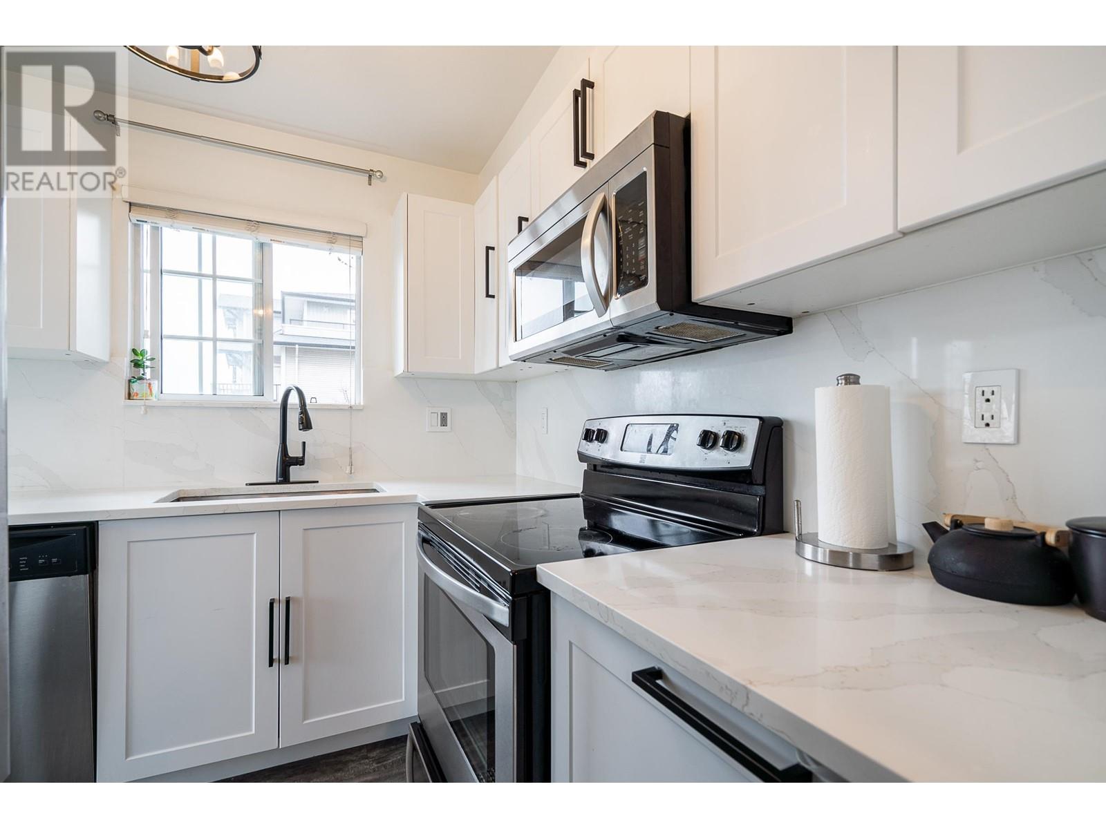 213 888 Gauthier Avenue, Coquitlam, British Columbia  V3K 6Y1 - Photo 11 - R2982272
