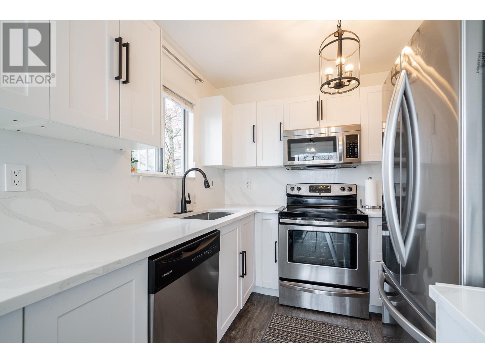 213 888 Gauthier Avenue, Coquitlam, British Columbia  V3K 6Y1 - Photo 12 - R2982272