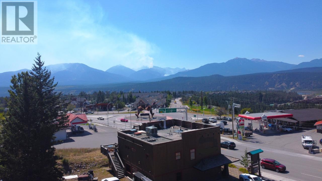 4930 93 Highway, Radium Hot Springs, British Columbia  V0A 1M0 - Photo 2 - 10340181