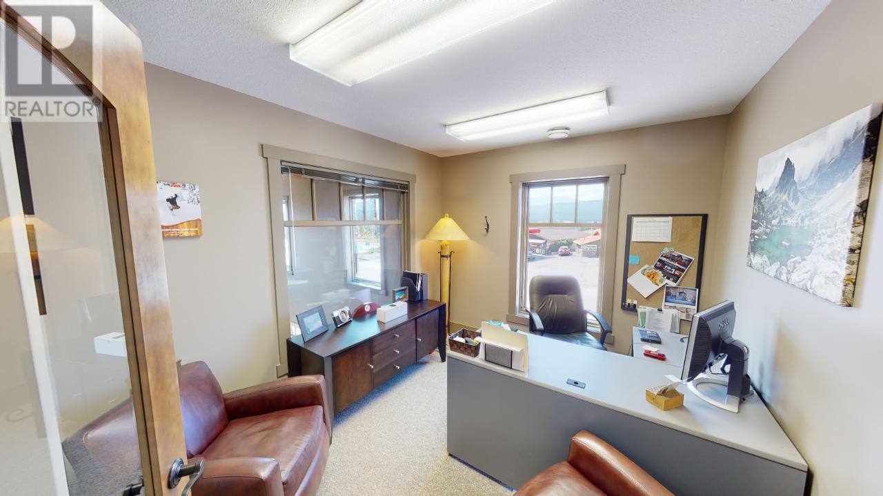 4930 93 Highway, Radium Hot Springs, British Columbia  V0A 1M0 - Photo 8 - 10340181