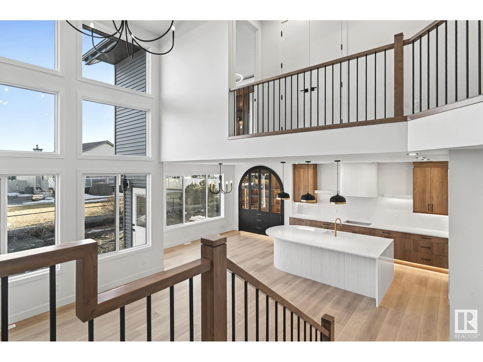 Property at 283 165 AV NE image 2