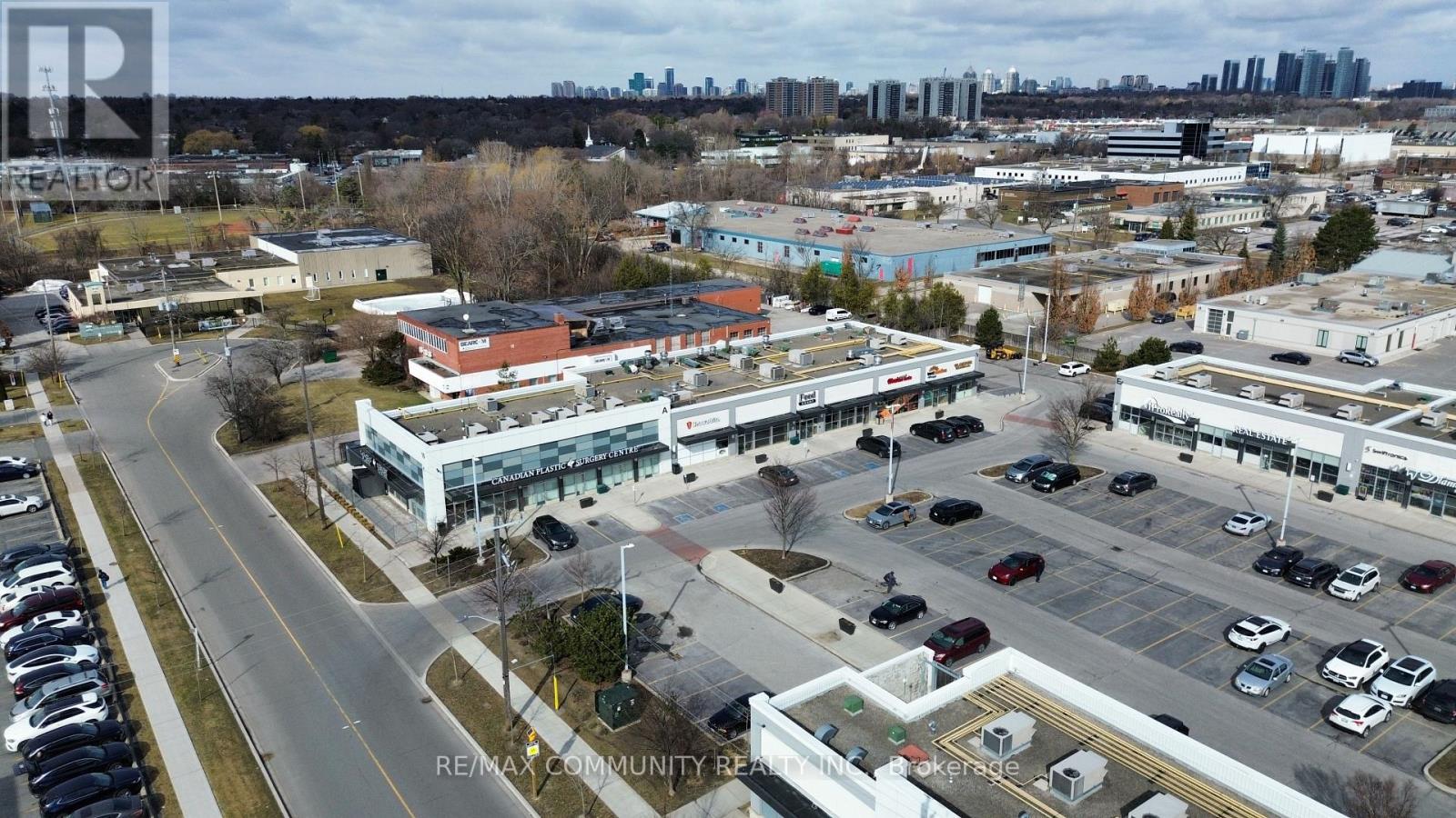12 - 16 MALLARD ROAD, Toronto, Ontario