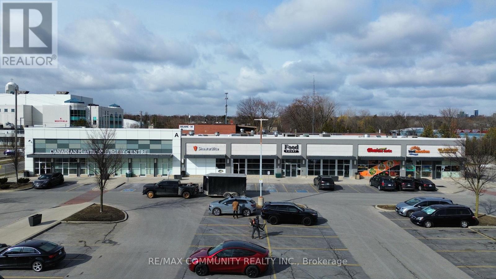 12 - 16 Mallard Road, Toronto, Ontario  M3B 0A7 - Photo 4 - C12042924