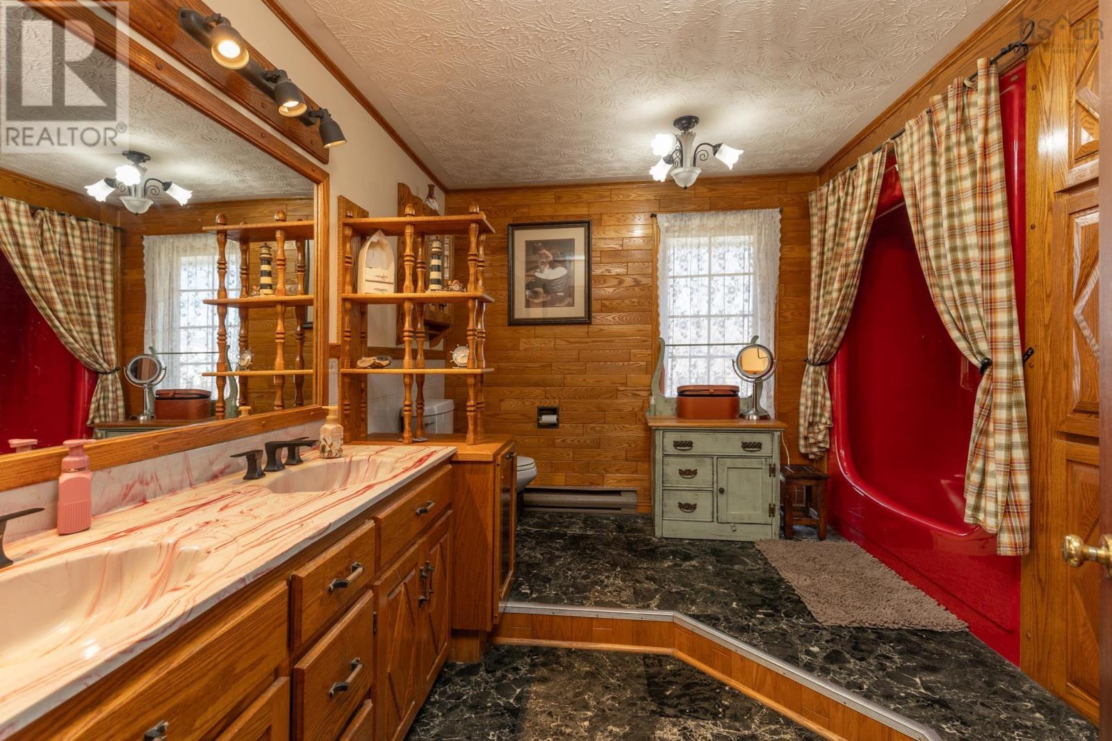 81 Chemin Des Cottreau Road, Wedgeport, Nova Scotia  B0W 3P0 - Photo 25 - 202505877