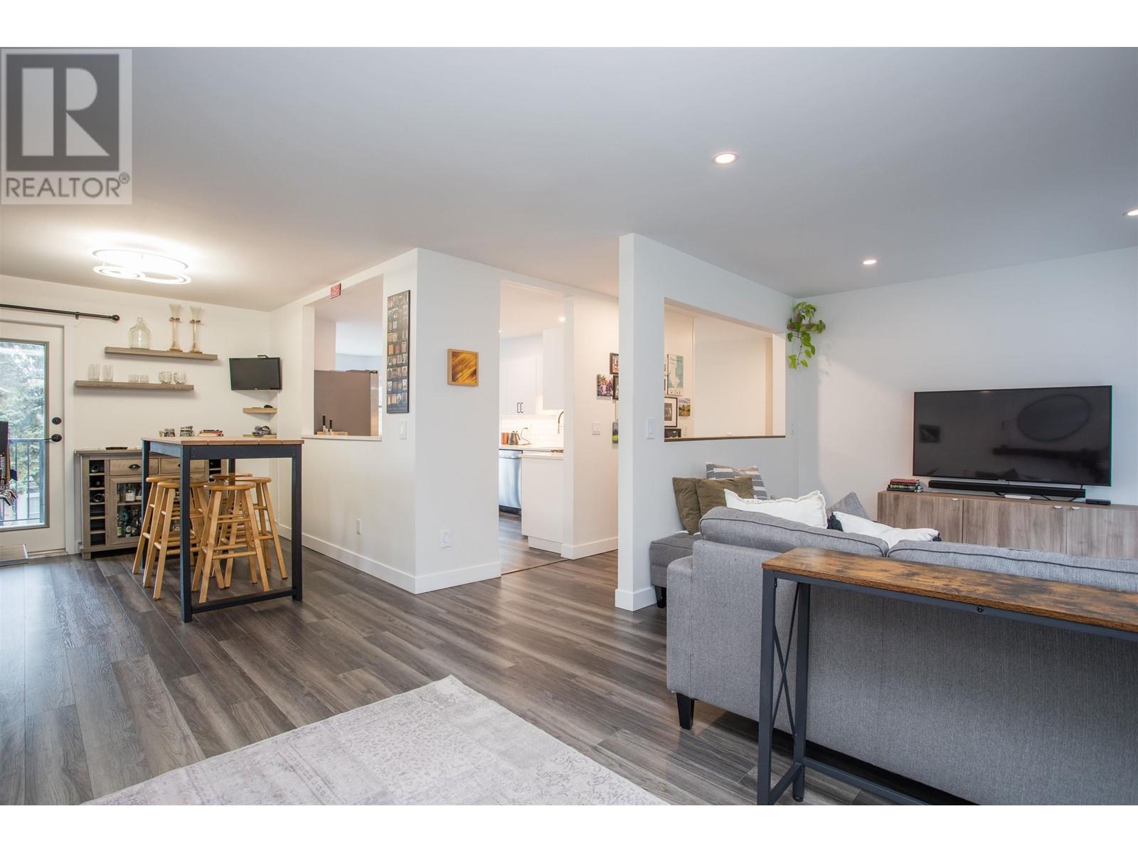 13 1140 Falcon Drive, Coquitlam, British Columbia  V3E 2J6 - Photo 10 - R2981864