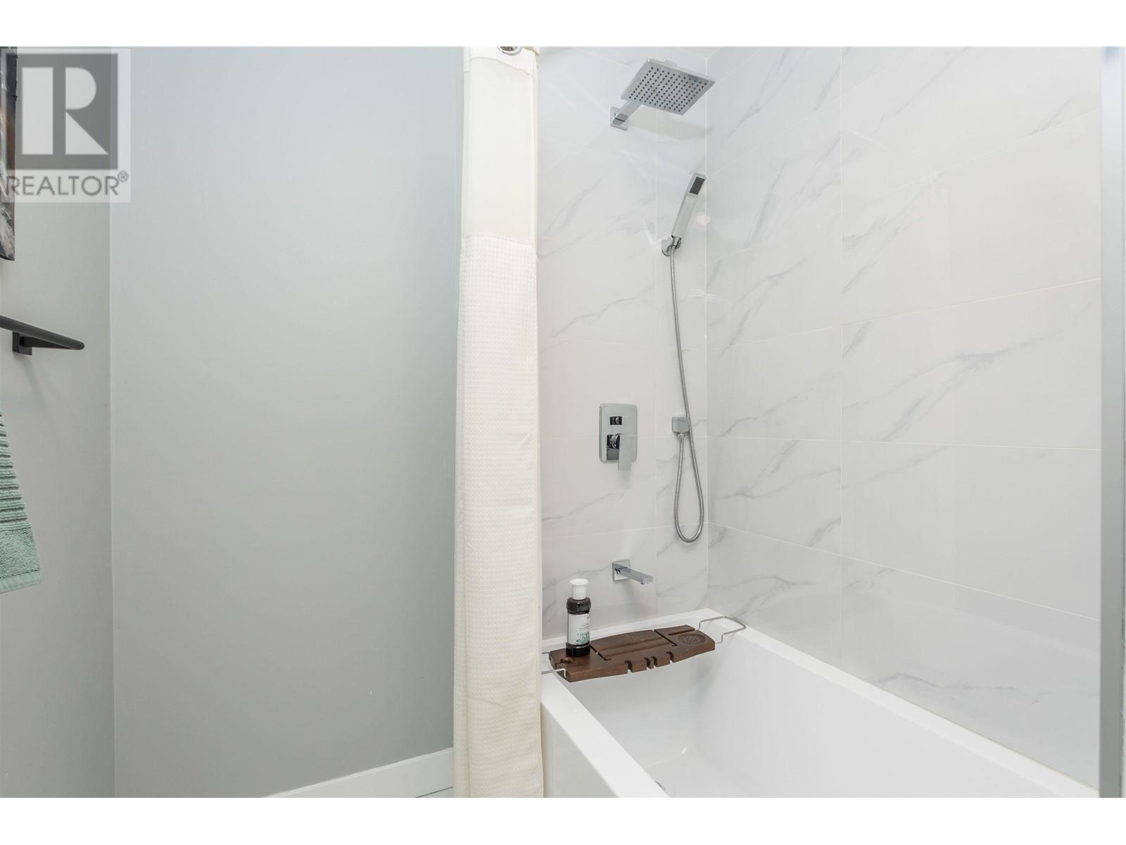 13 1140 Falcon Drive, Coquitlam, British Columbia  V3E 2J6 - Photo 24 - R2981864