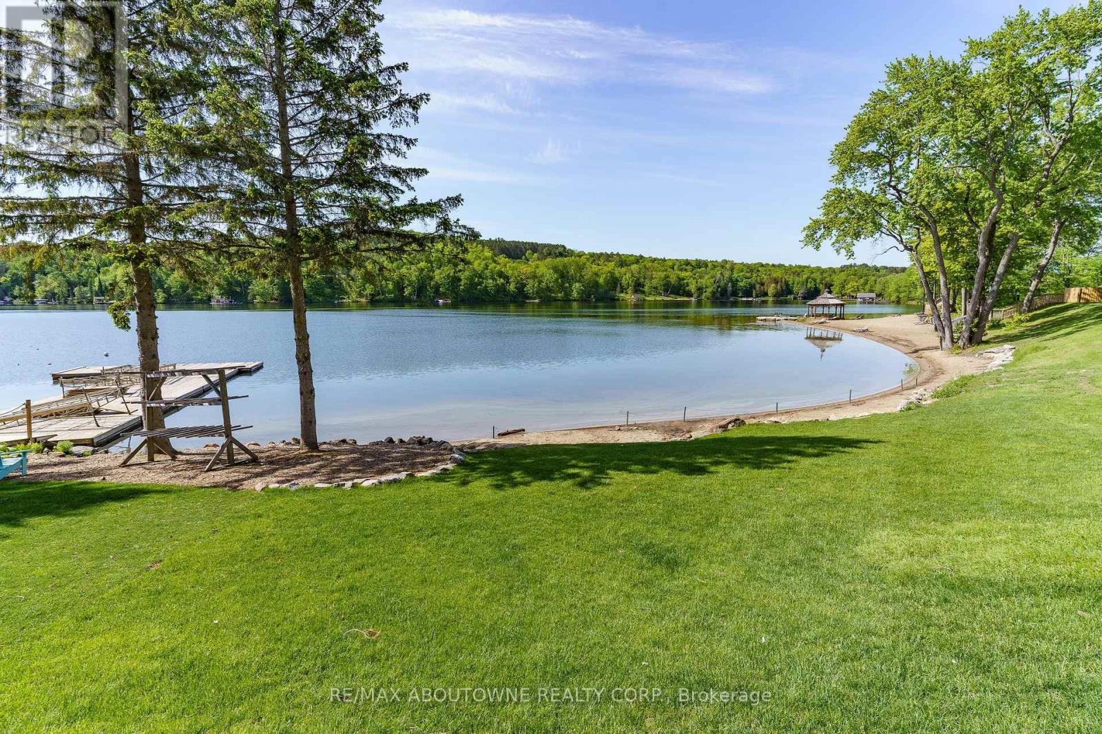 332 - 25 Pen Lake Point Road, Huntsville, Ontario  P1H 1A9 - Photo 15 - X12042882