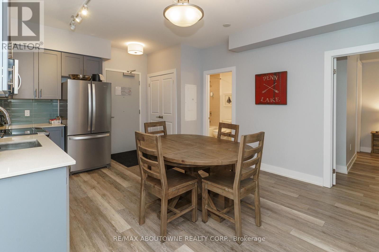 332 - 25 Pen Lake Point Road, Huntsville, Ontario  P1H 1A9 - Photo 6 - X12042882