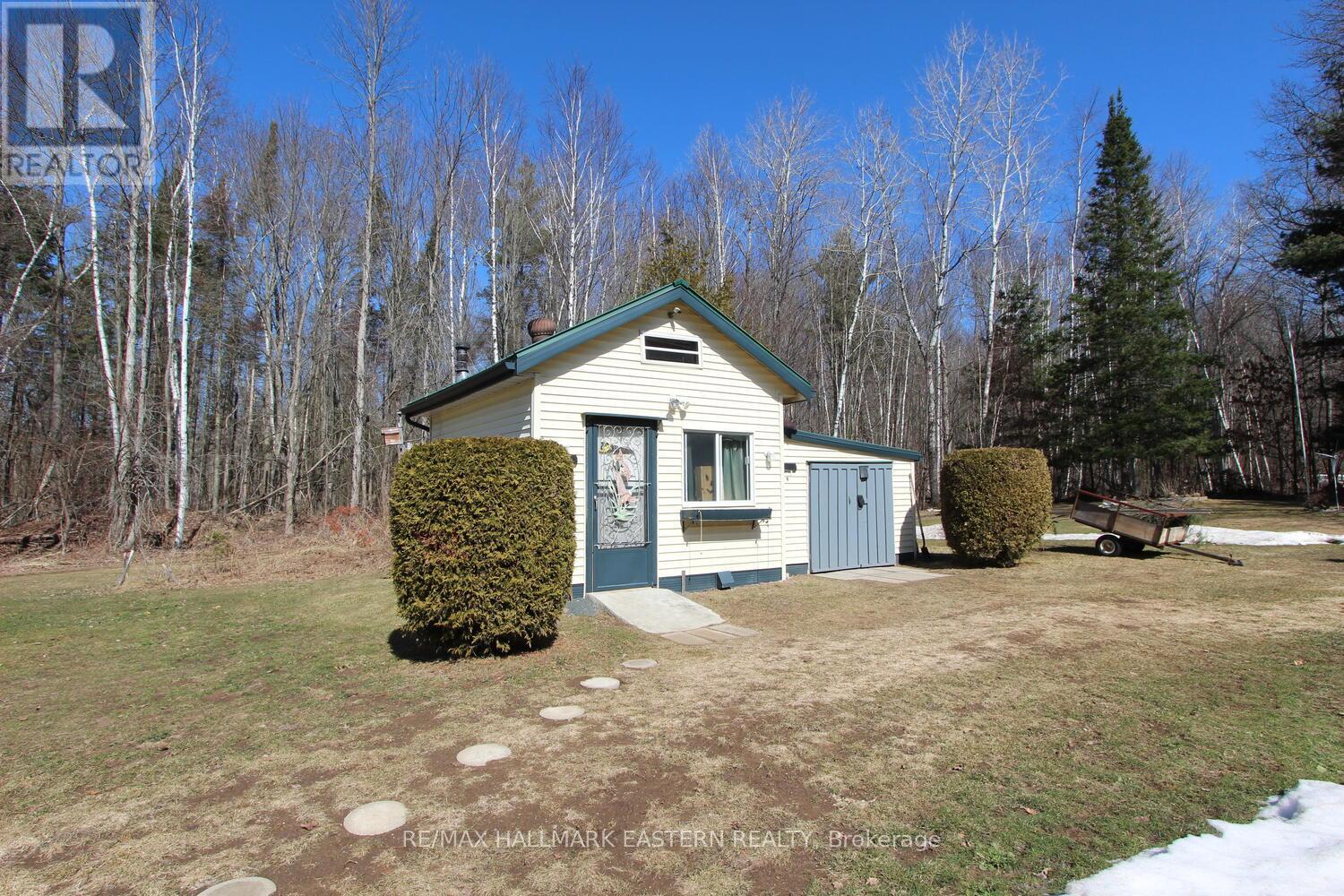 101 Sama Park Road, Havelock-Belmont-Methuen, Ontario  K0L 1Z0 - Photo 21 - X12042937