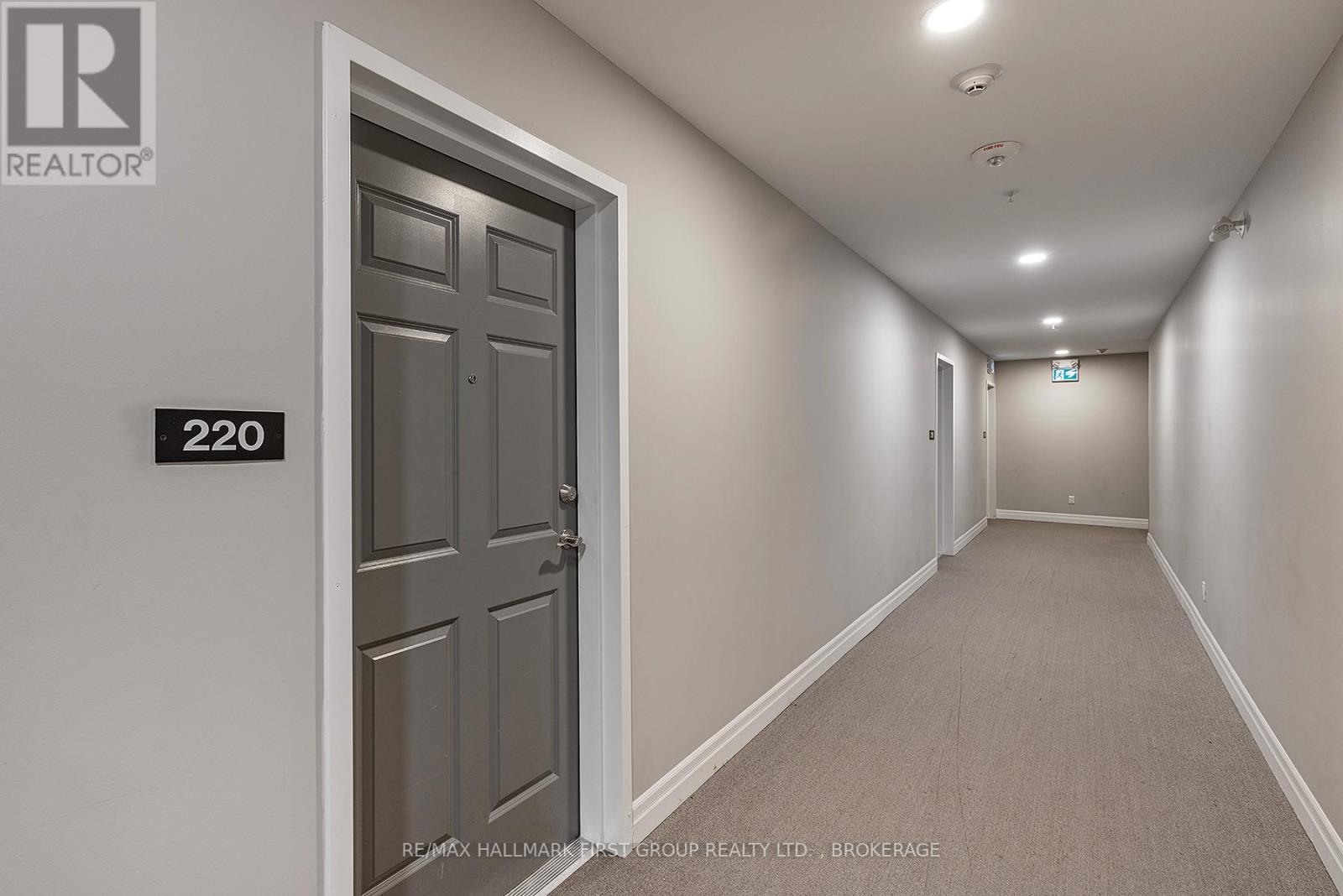 Property at 220 - 501 FRONTENAC STREET image 3