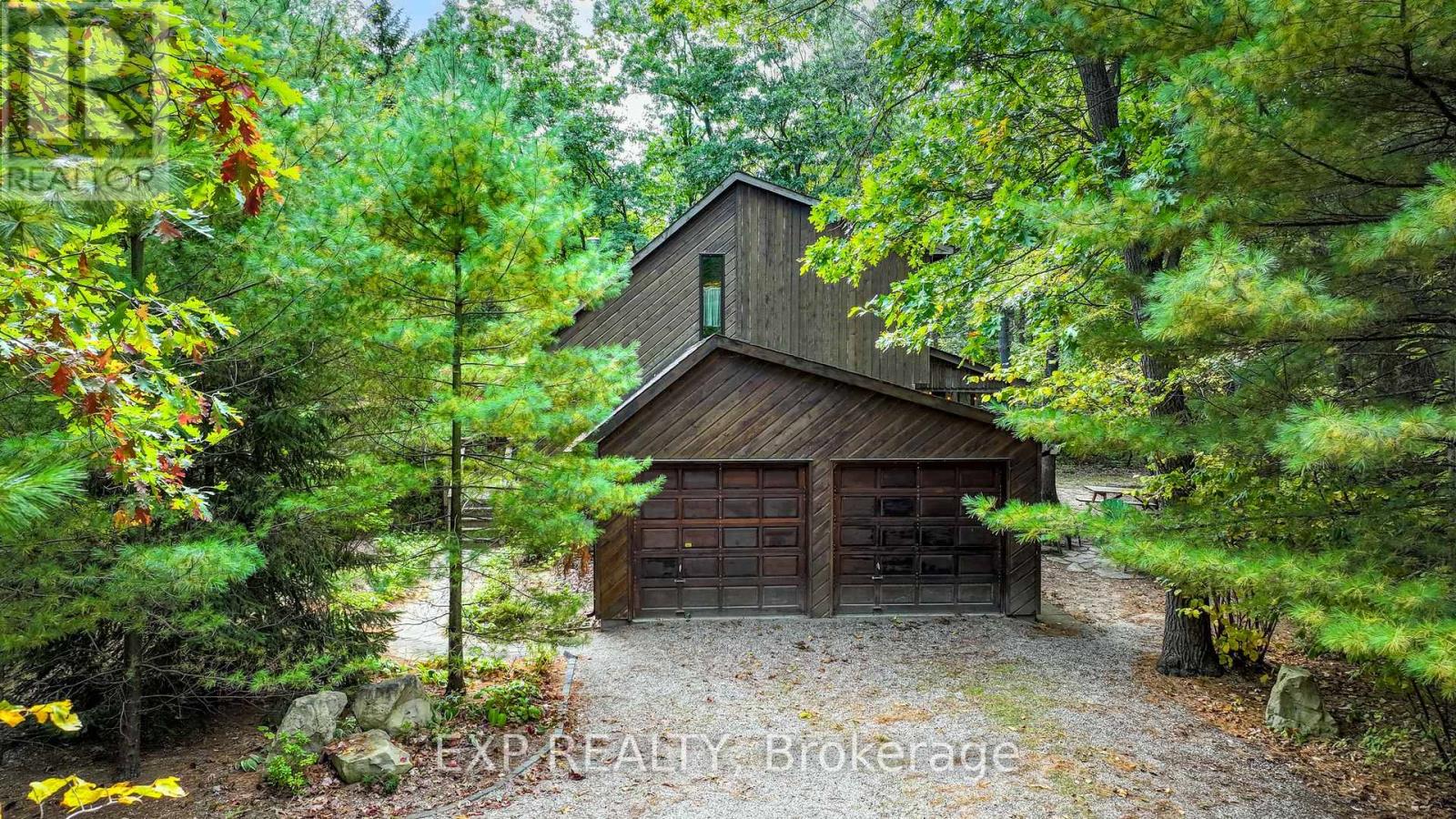 10207 PINETREE DRIVE, Lambton Shores, Ontario