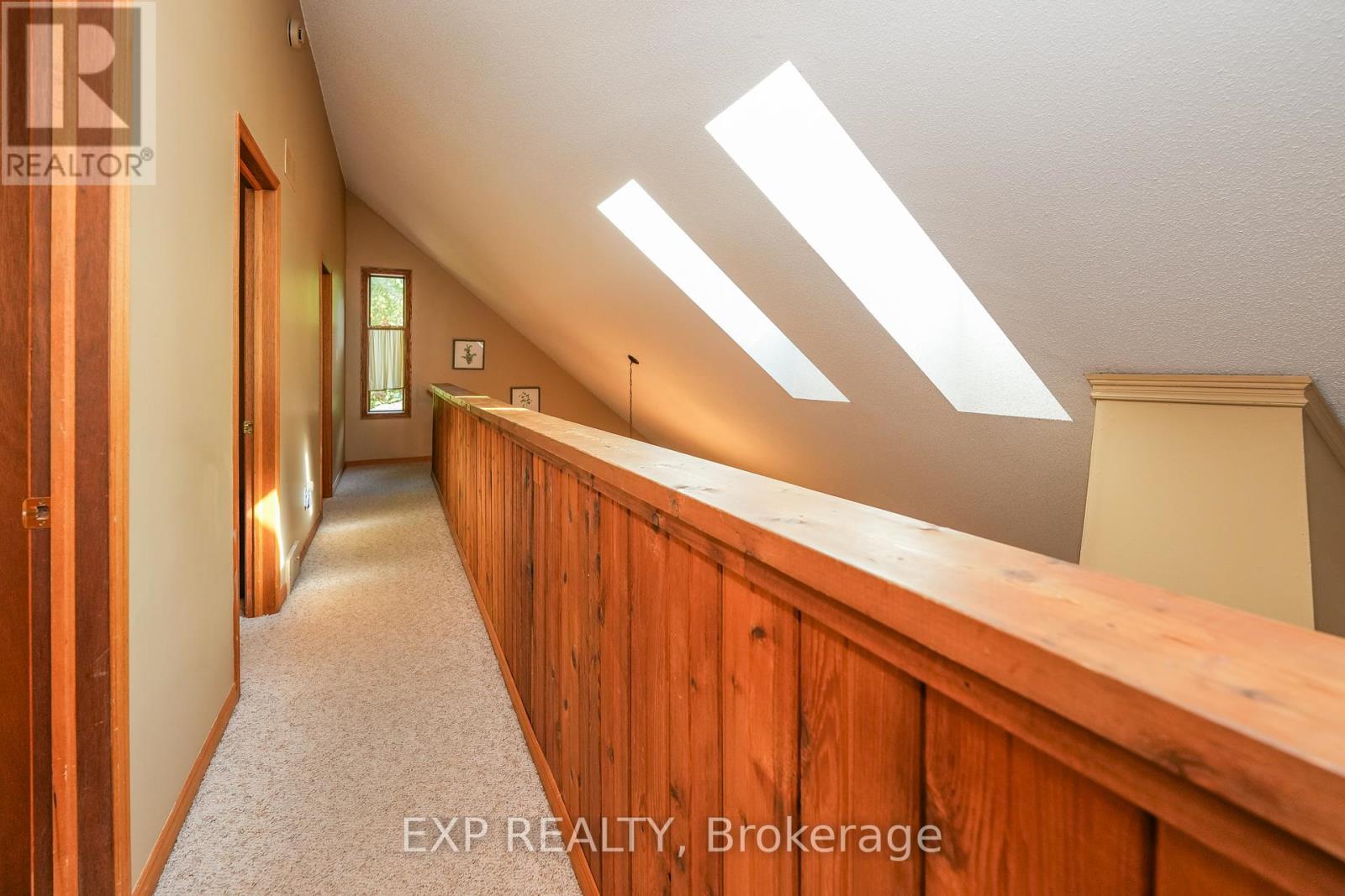 10207 Pinetree Drive, Lambton Shores, Ontario  N0M 1T0 - Photo 33 - X12043060