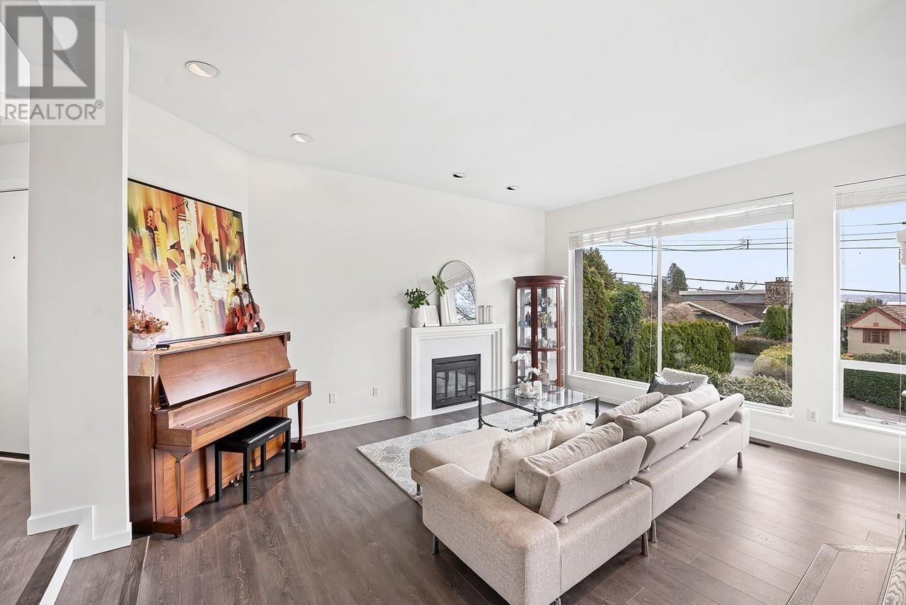 2135 Lawson Avenue, West Vancouver, British Columbia  V7V 2E1 - Photo 7 - R2978471