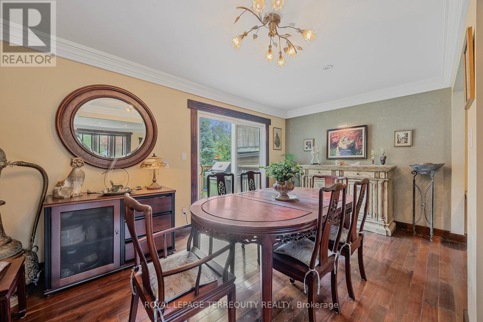 2211 Mildred Avenue, Innisfil, Ontario  L9S 2B9 - Photo 14 - N12040826