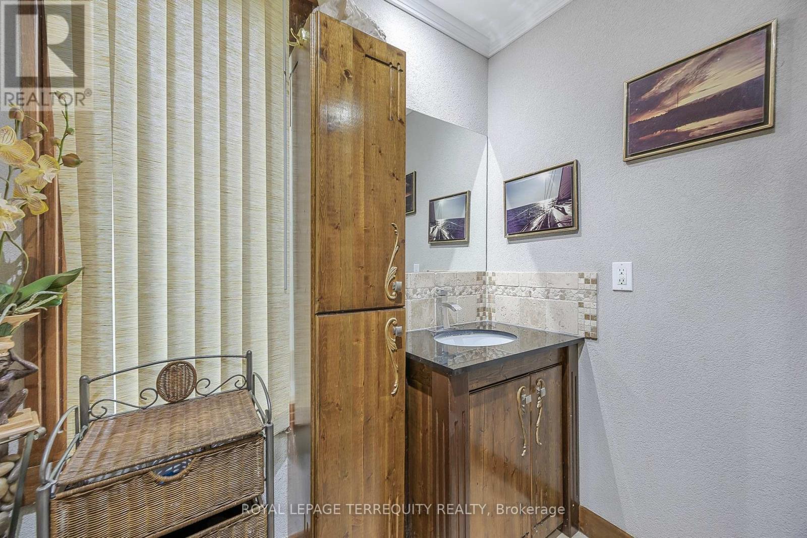 2211 Mildred Avenue, Innisfil, Ontario  L9S 2B9 - Photo 29 - N12040826
