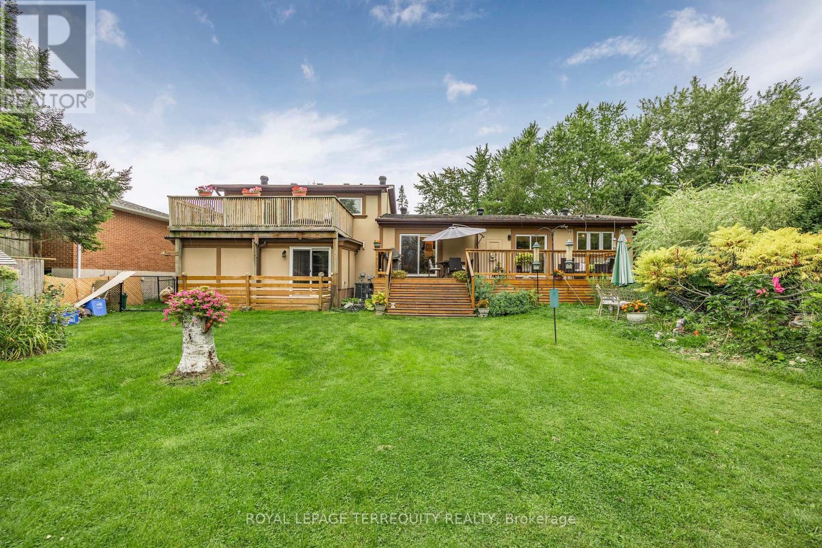 2211 Mildred Avenue, Innisfil, Ontario  L9S 2B9 - Photo 35 - N12040826