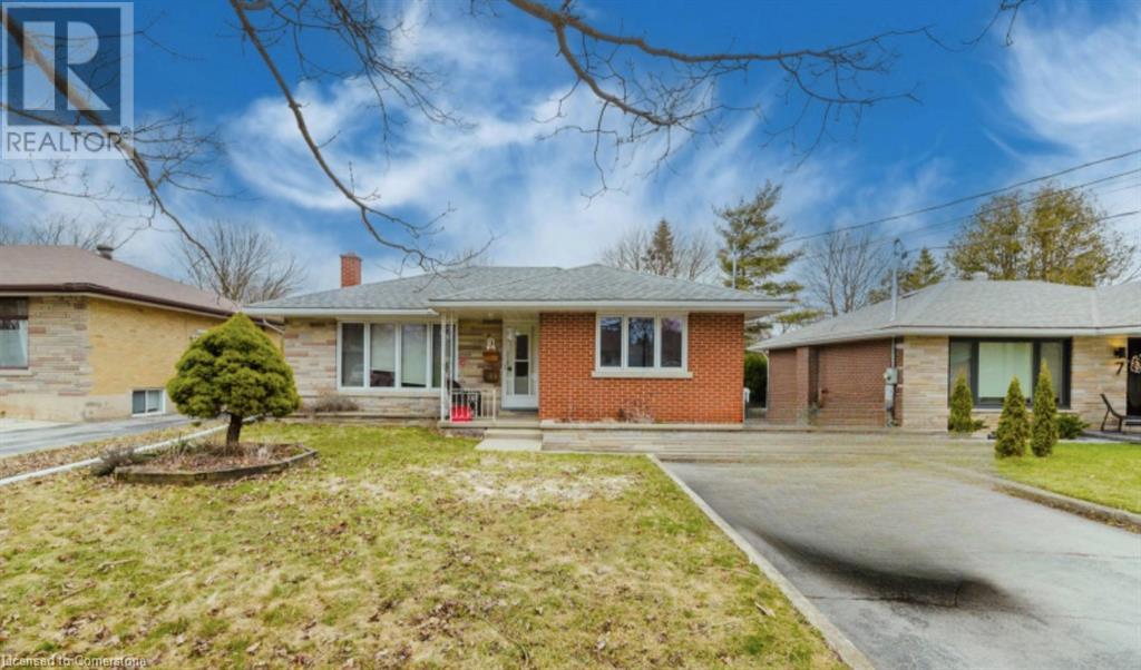 Property at 9 CALGARY Avenue image 1