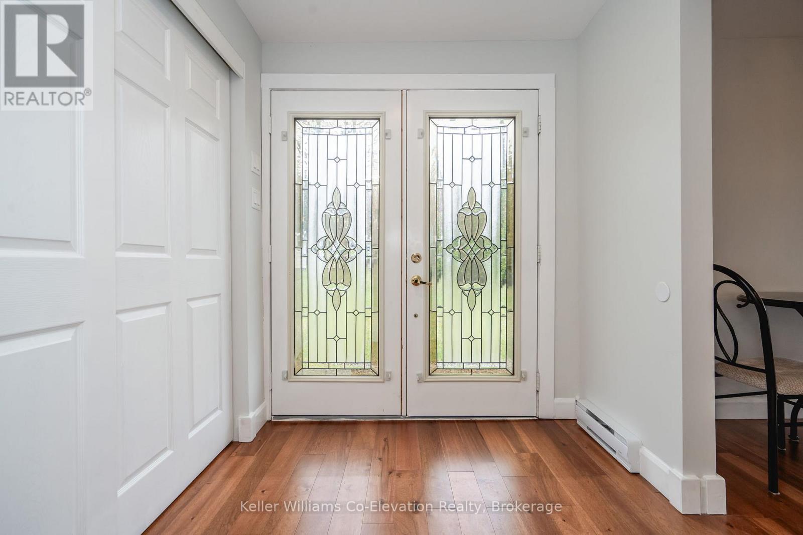 220 Robin's Point Road, Tay, Ontario  L0K 2A0 - Photo 16 - S12043045