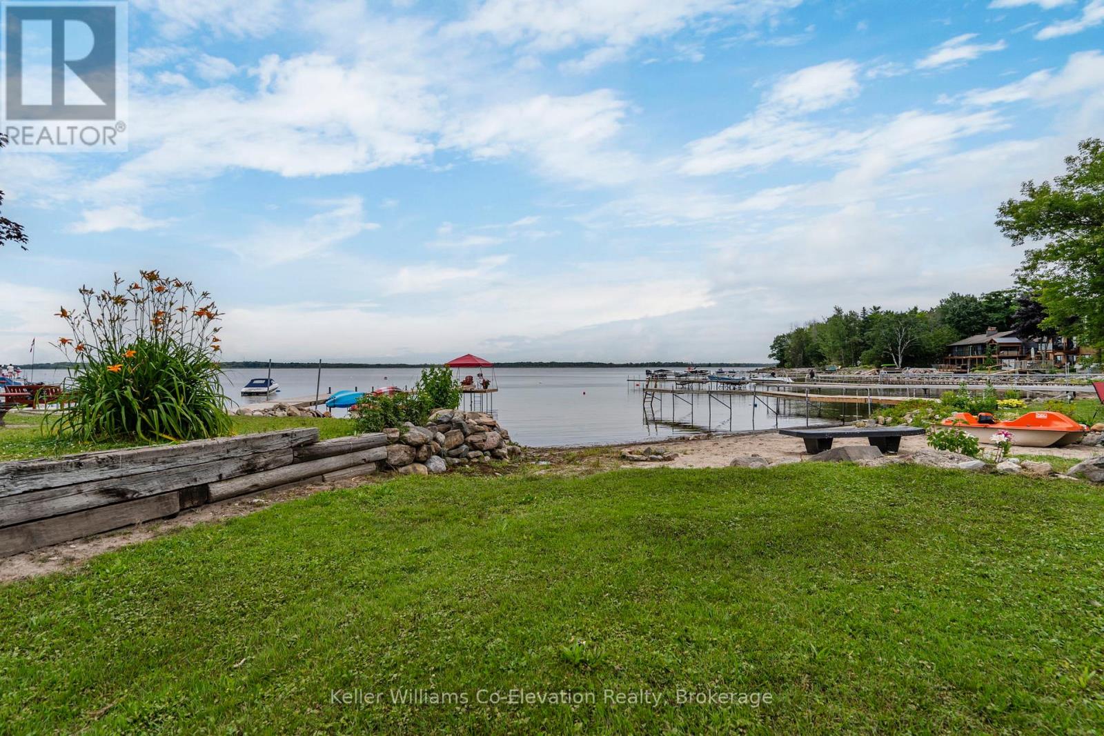 220 Robin's Point Road, Tay, Ontario  L0K 2A0 - Photo 4 - S12043045
