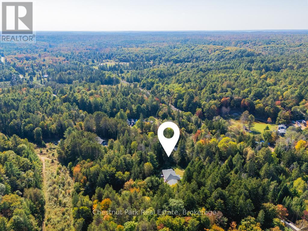 2253 Lone Pine Drive, Huntsville, Ontario  P0B 1L0 - Photo 38 - X12043072