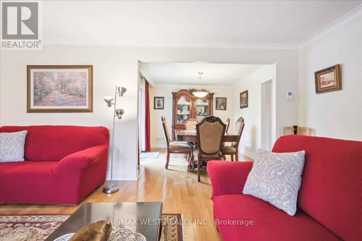 Property at 117 WILLIS ROAD image 5