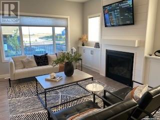 Property at 118 Katz AVENUE image 4
