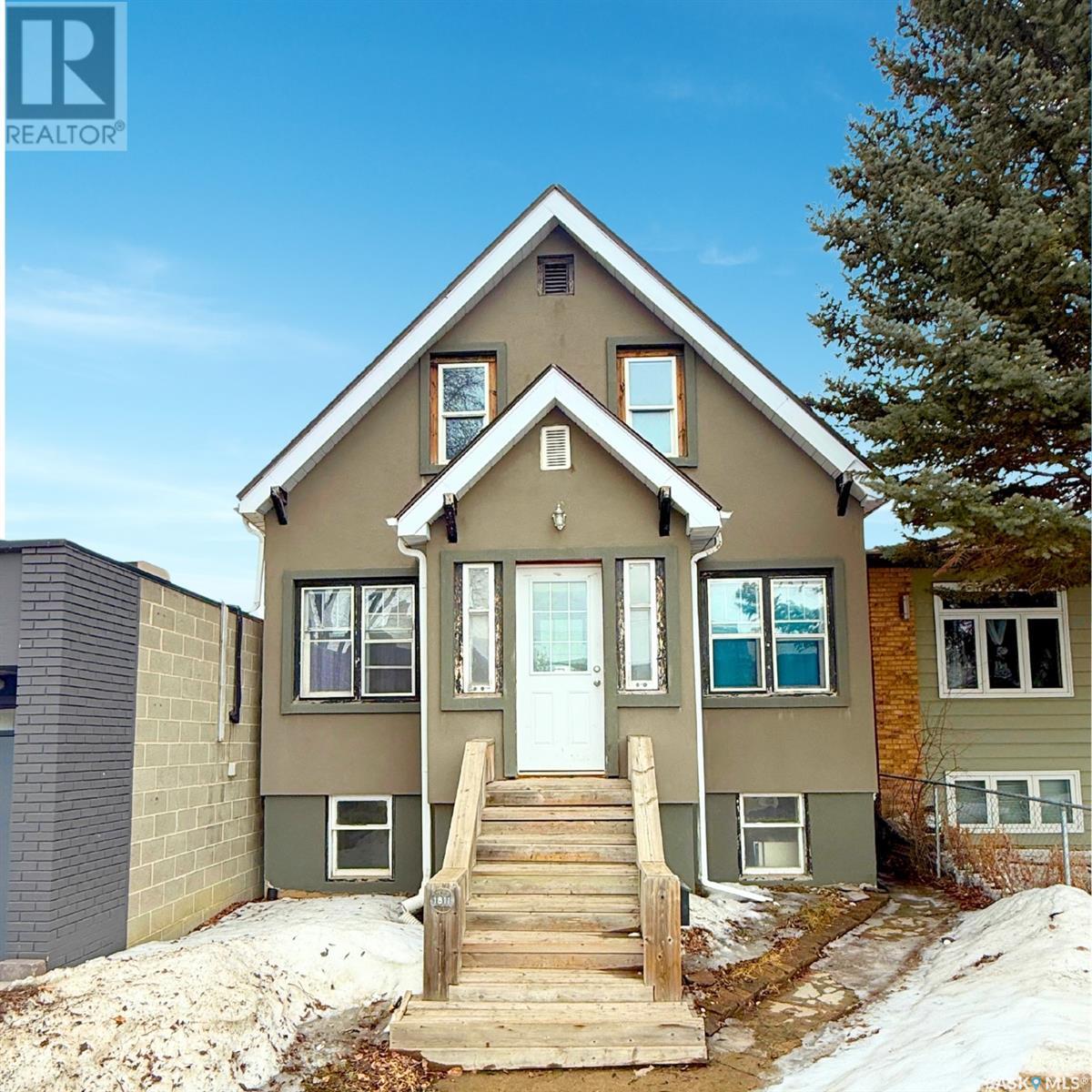 Property at 1811 St John STREET image 1