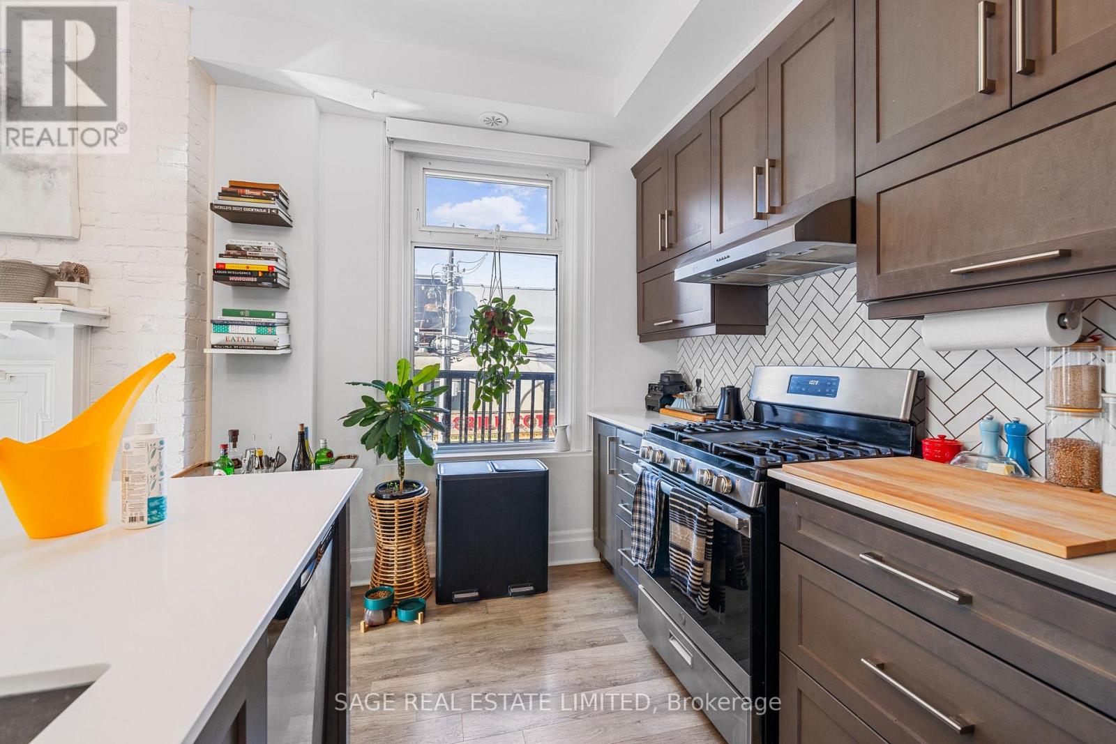 3a - 1 Lansdowne Avenue, Toronto, Ontario  M6K 1M2 - Photo 5 - W12042957
