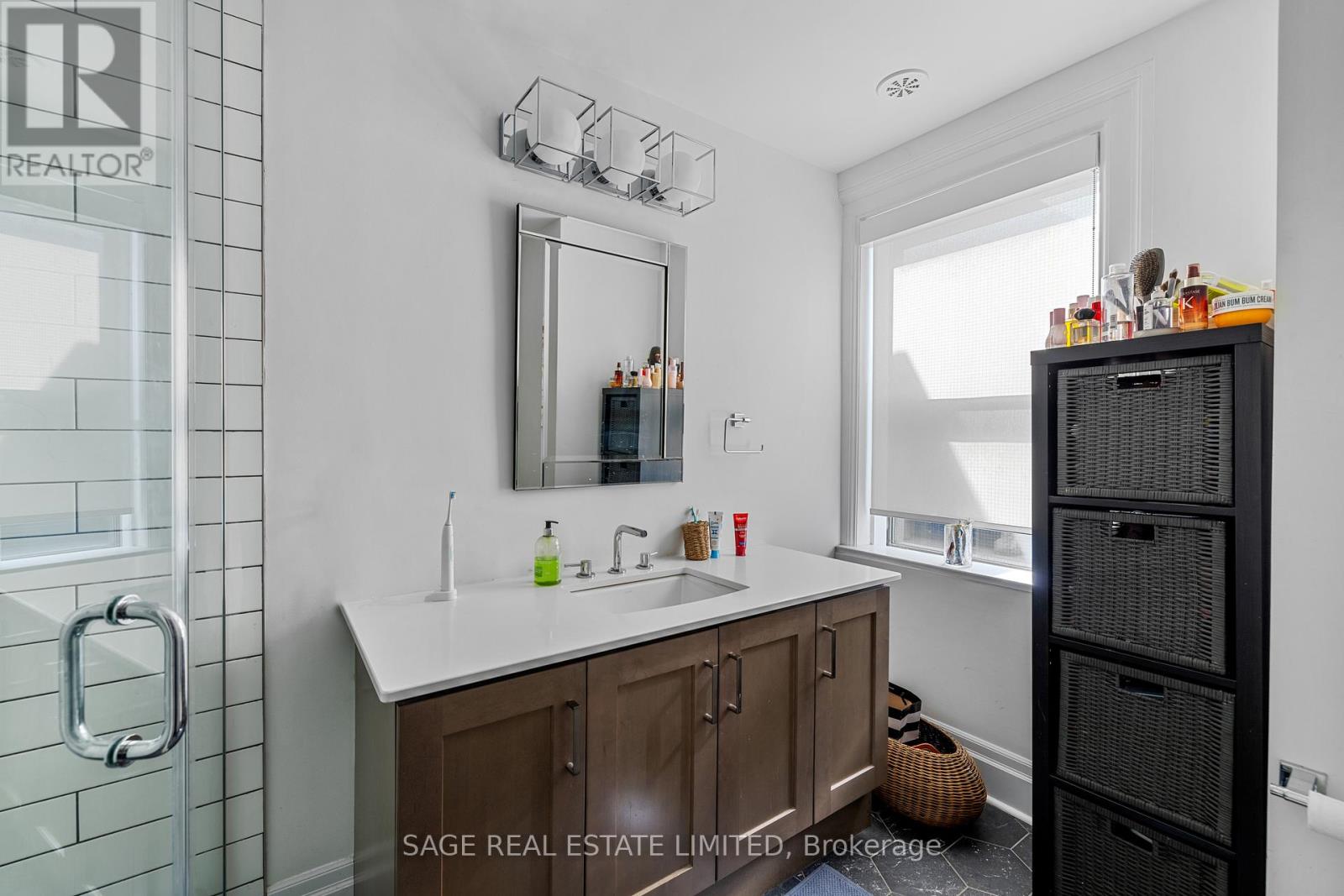 3a - 1 Lansdowne Avenue, Toronto, Ontario  M6K 1M2 - Photo 8 - W12042957