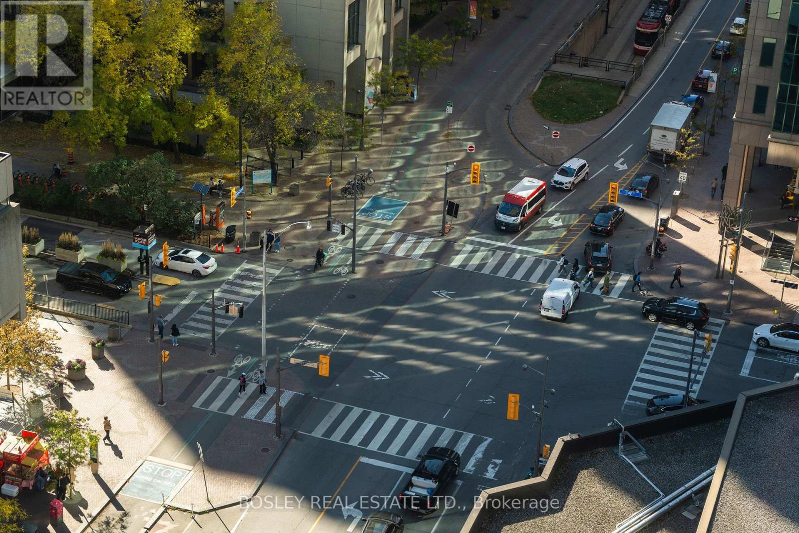 2006 - 10 Queens Quay W, Toronto, Ontario  M5J 2R9 - Photo 31 - C12038470