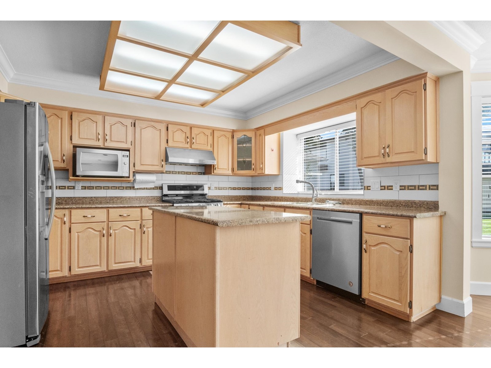 12236 67a Avenue, Surrey, British Columbia  V3W 0L9 - Photo 15 - R2968917