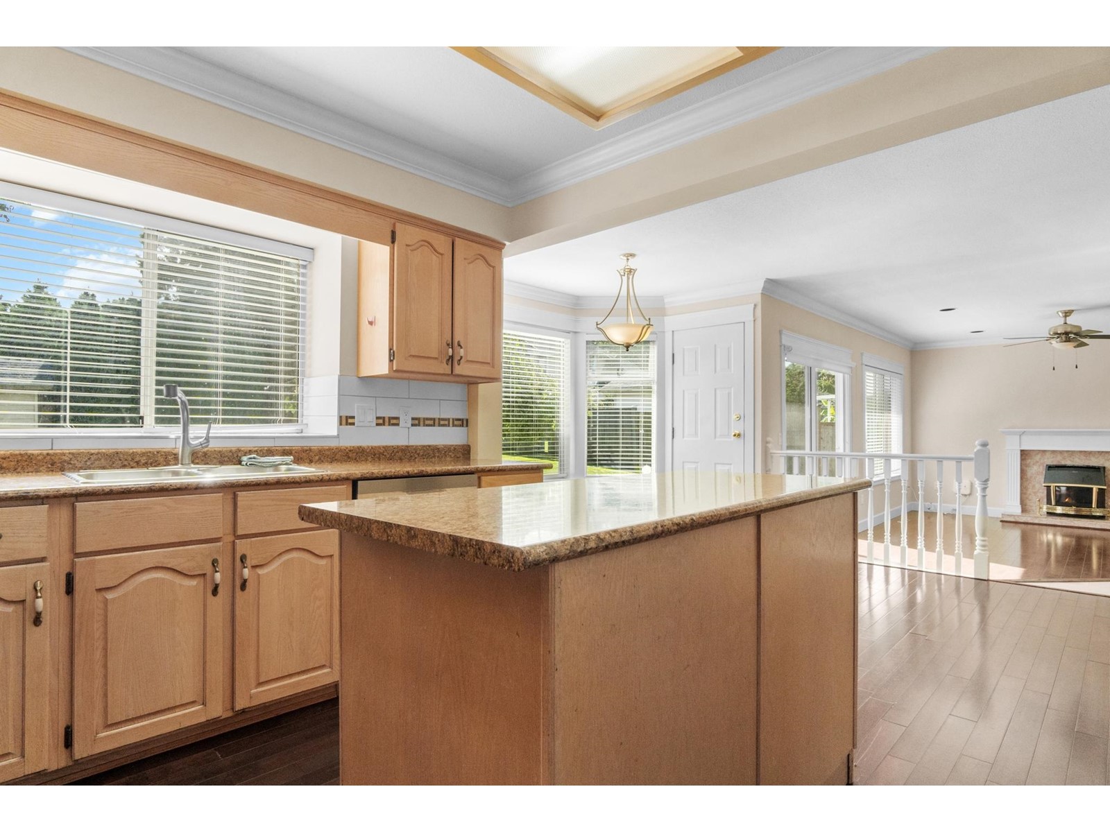 12236 67a Avenue, Surrey, British Columbia  V3W 0L9 - Photo 18 - R2968917