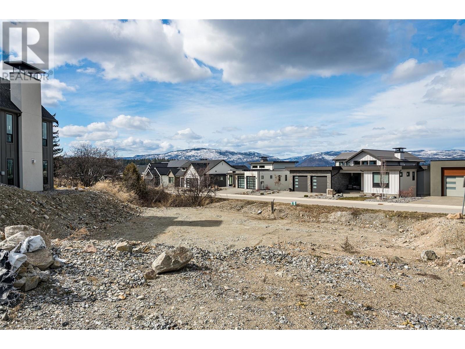 Property at 201 Diamond Way image 4