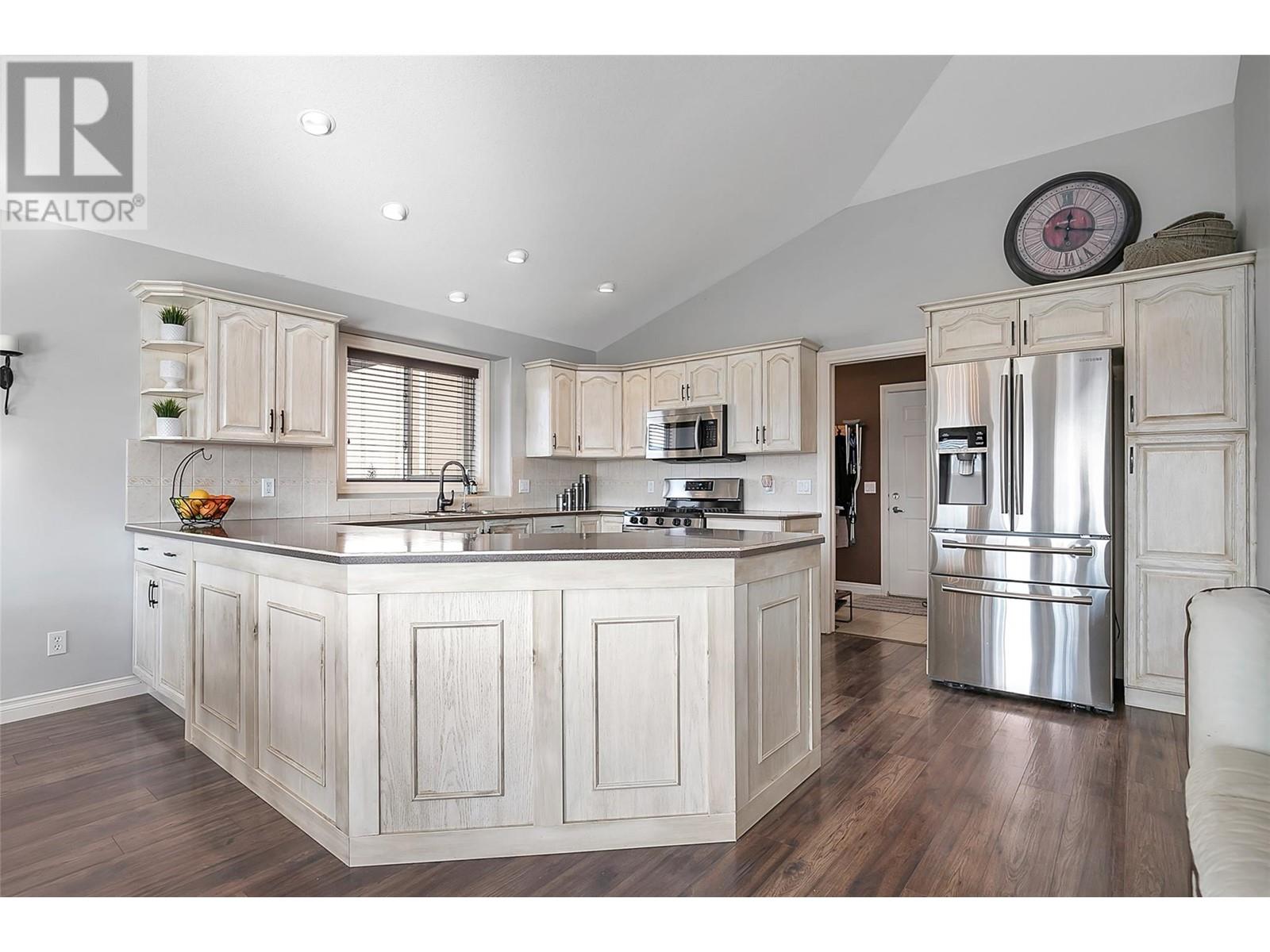 Property at 3397 Merlot Way image 3