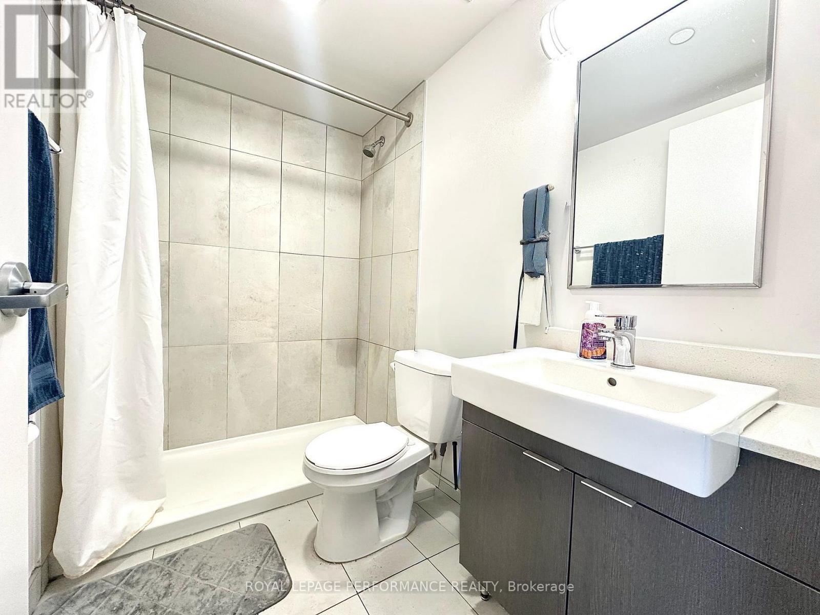 Property at 2307 - 105 CHAMPAGNE AVENUE S image 5