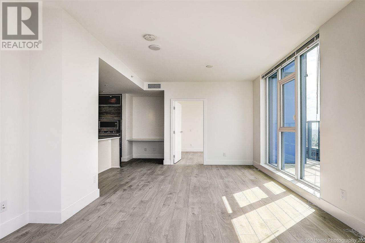 2708 7388 Kingsway, Burnaby, British Columbia  V3N 0G9 - Photo 5 - R2982302