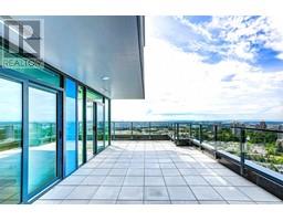 2708 7388 KINGSWAY, Burnaby, British Columbia