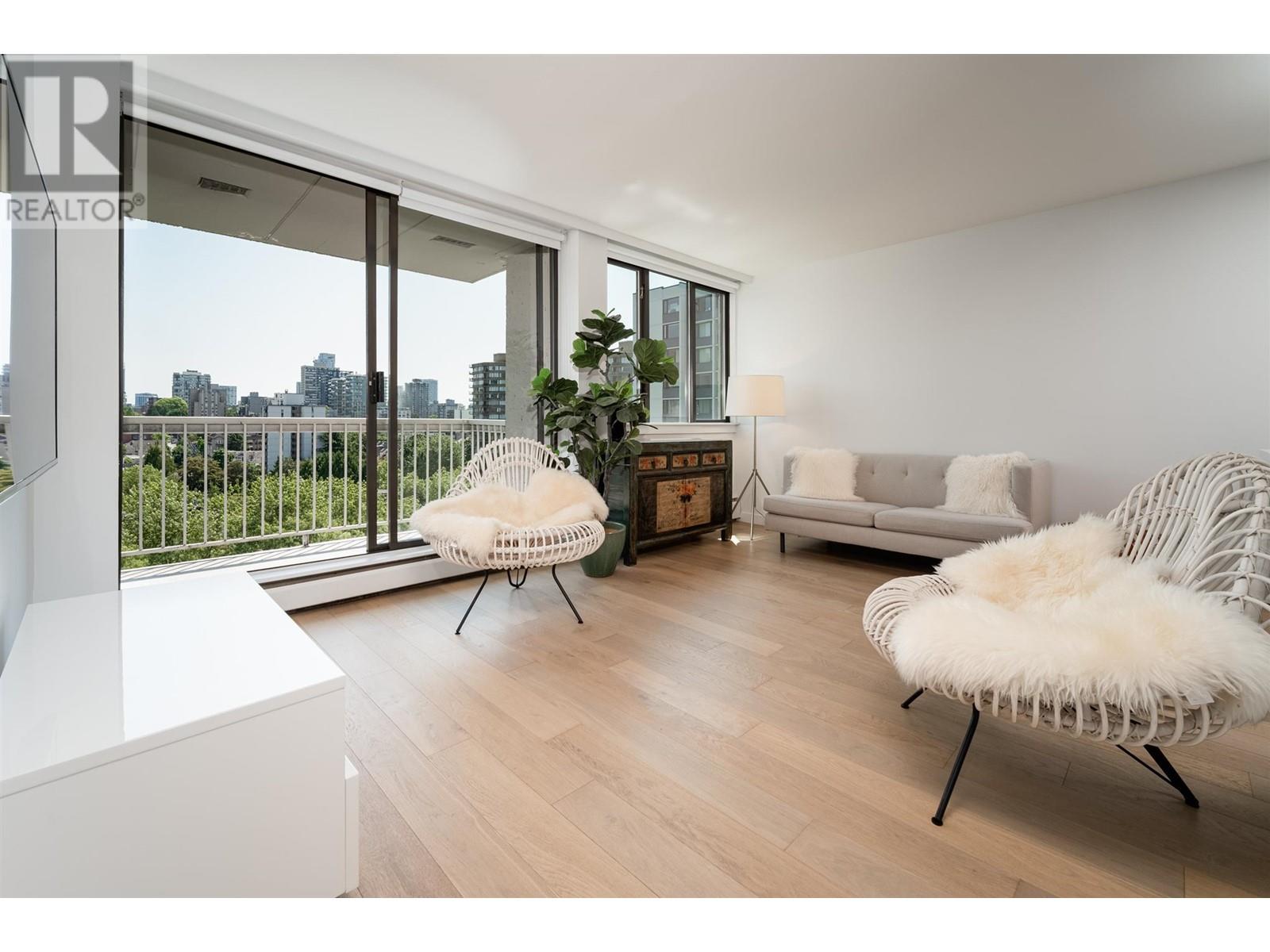 1505 1740 Comox Street, Vancouver, British Columbia  V6G 2Z1 - Photo 2 - R2982316