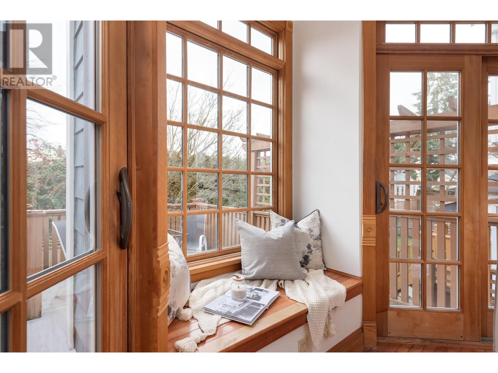 228 Fourth Avenue, New Westminster, British Columbia  V3L 1N7 - Photo 10 - R2982297