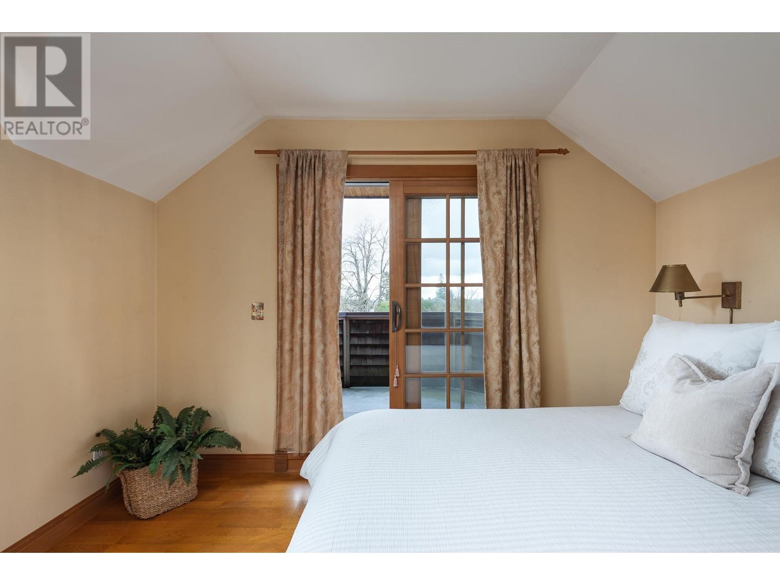 228 Fourth Avenue, New Westminster, British Columbia  V3L 1N7 - Photo 18 - R2982297