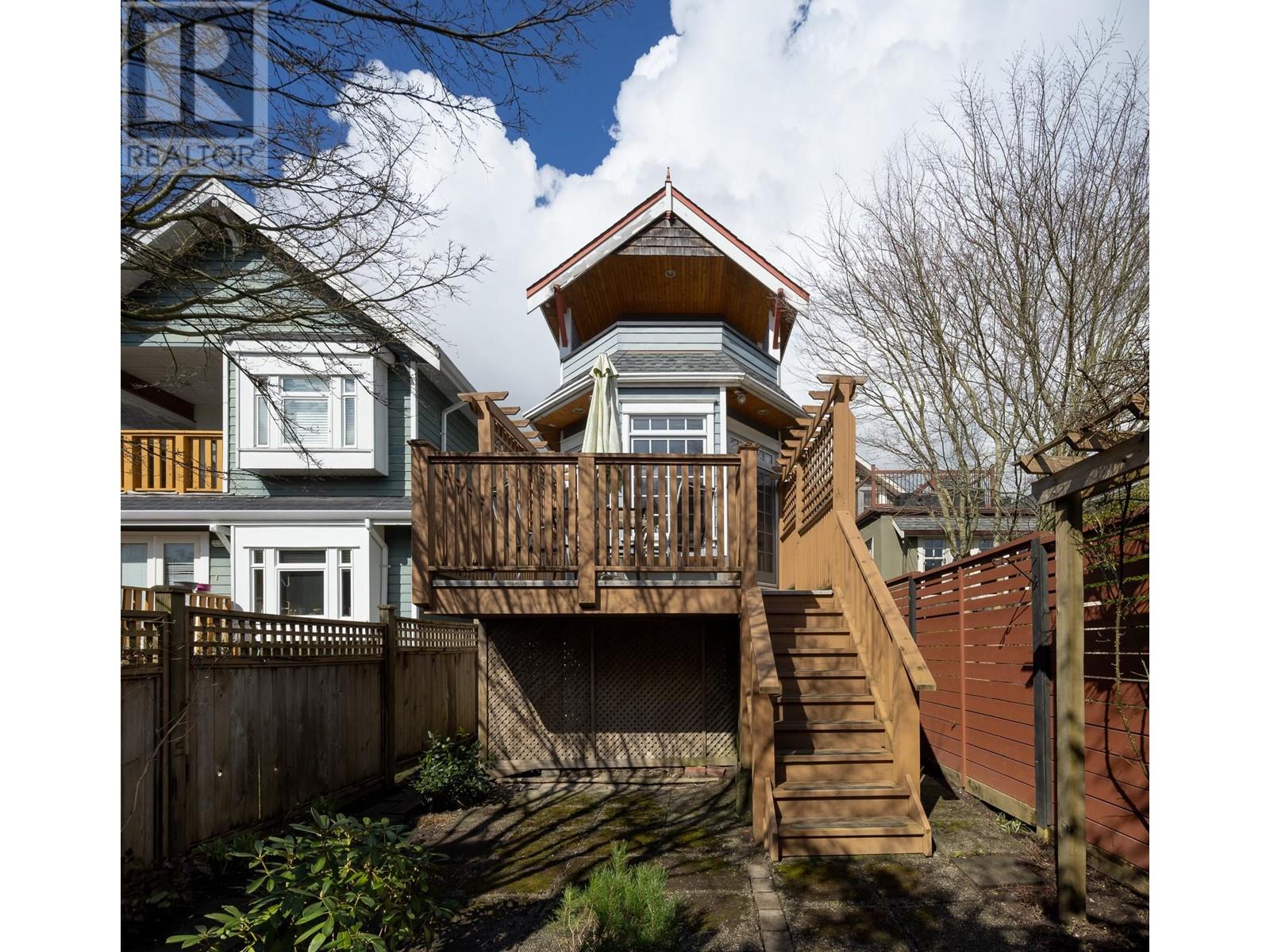 228 Fourth Avenue, New Westminster, British Columbia  V3L 1N7 - Photo 25 - R2982297