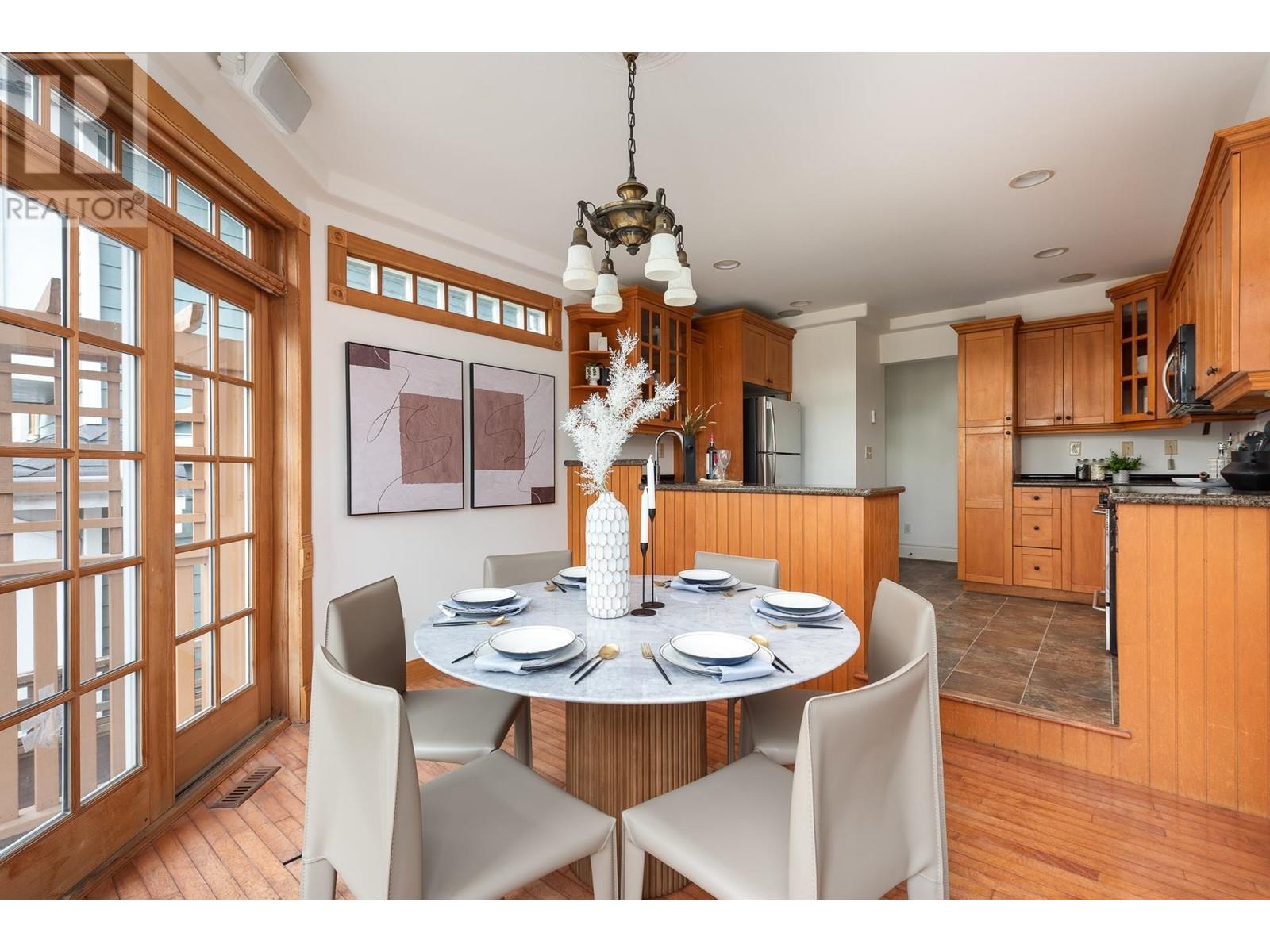 228 Fourth Avenue, New Westminster, British Columbia  V3L 1N7 - Photo 9 - R2982297